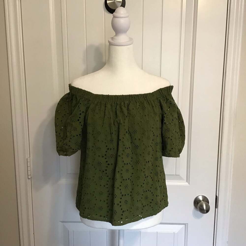 EVEREVE Hadley Eyelet Puff Sleeve Top XS Olive Green Romantic Boho - Picture 3 of 11